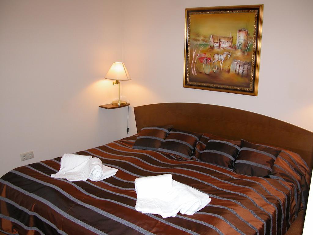Apartman Golf Lux Bük Habitación foto